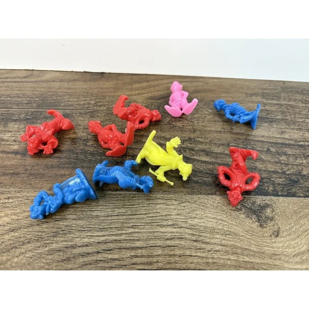 Lot of Vintage Colorful 1.5